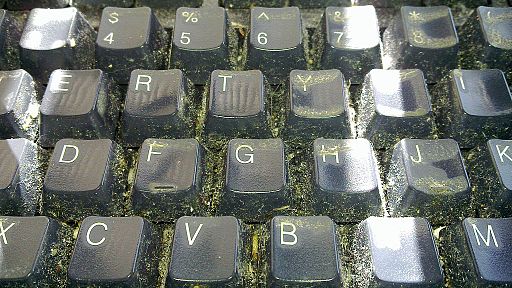 Dirty_keyboard